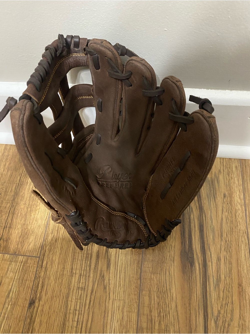 New 13” Brown Leather Rawlings Baseball Glove - Premium Fielding Mitt